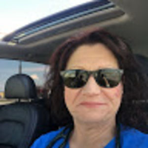 Meet your Posher, Trishia